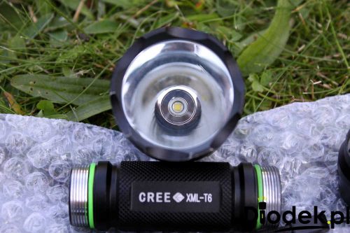 Test latarki Ultrafire c8