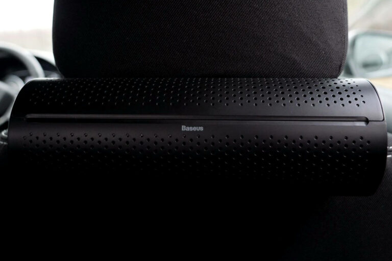 Oczyszczacz powietrza do auta. Produkt marki BASEUS z węglem aktywnym