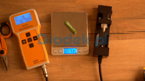 Napięcie i impedancja bateria AUCHAN SALINA zielona AAA (12)