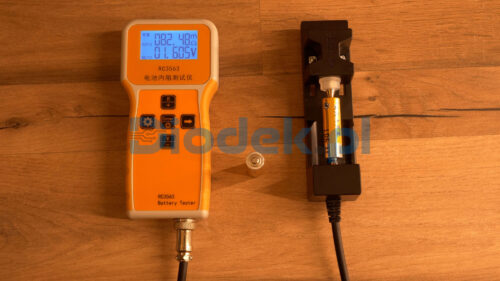 Napięcie i impedancja bateria AUCHAN Standard żółte AA (2)