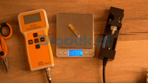 Napięcie i impedancja bateria AUCHAN Standard żółte AAA (5)