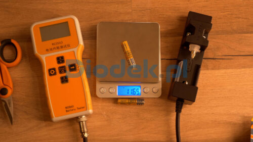 Napięcie i impedancja bateria AUCHAN Standard żółte AAA (6)
